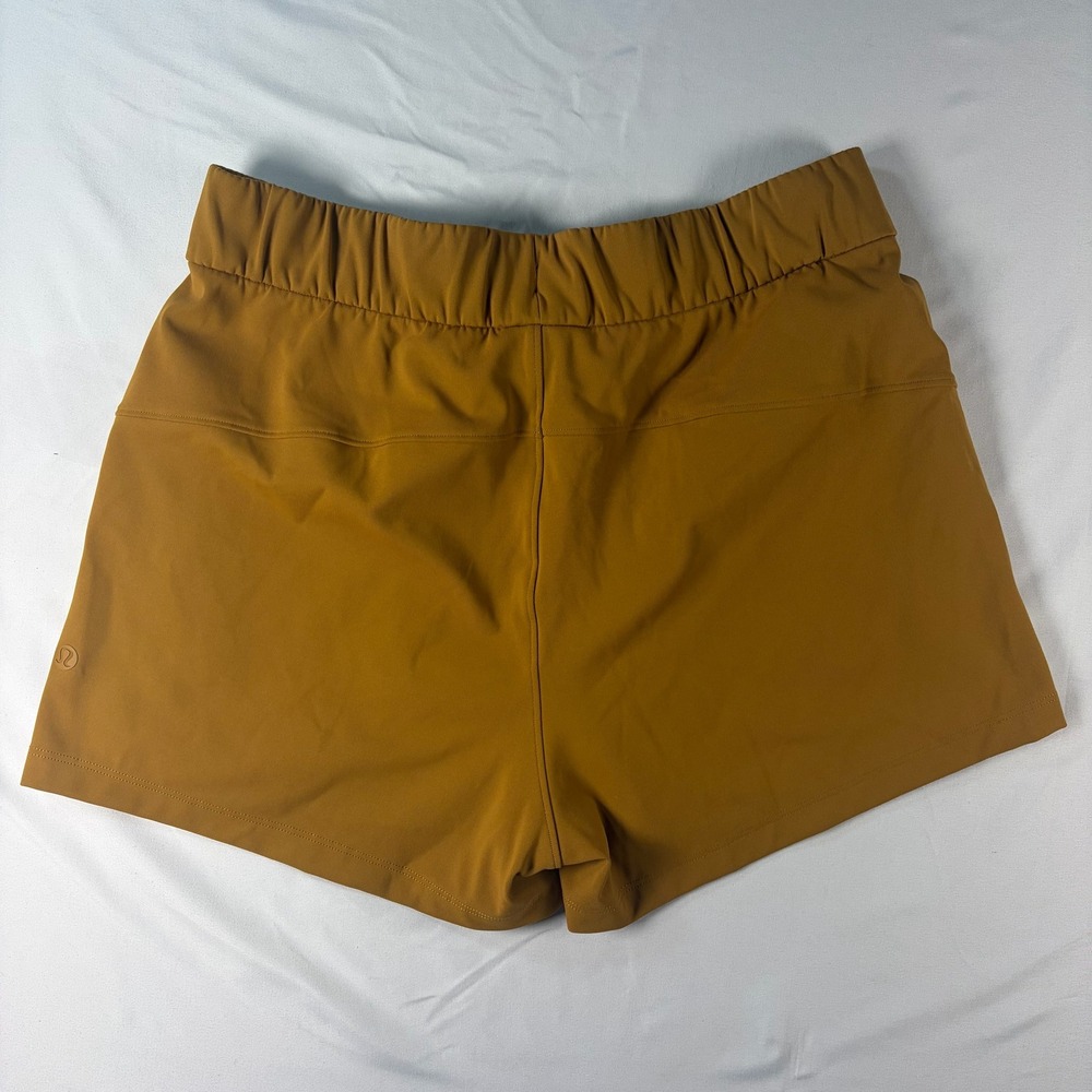 Lululemon Stroll at Sundown Short 3 Golden Brown Ochre Size 6 LW7AROS